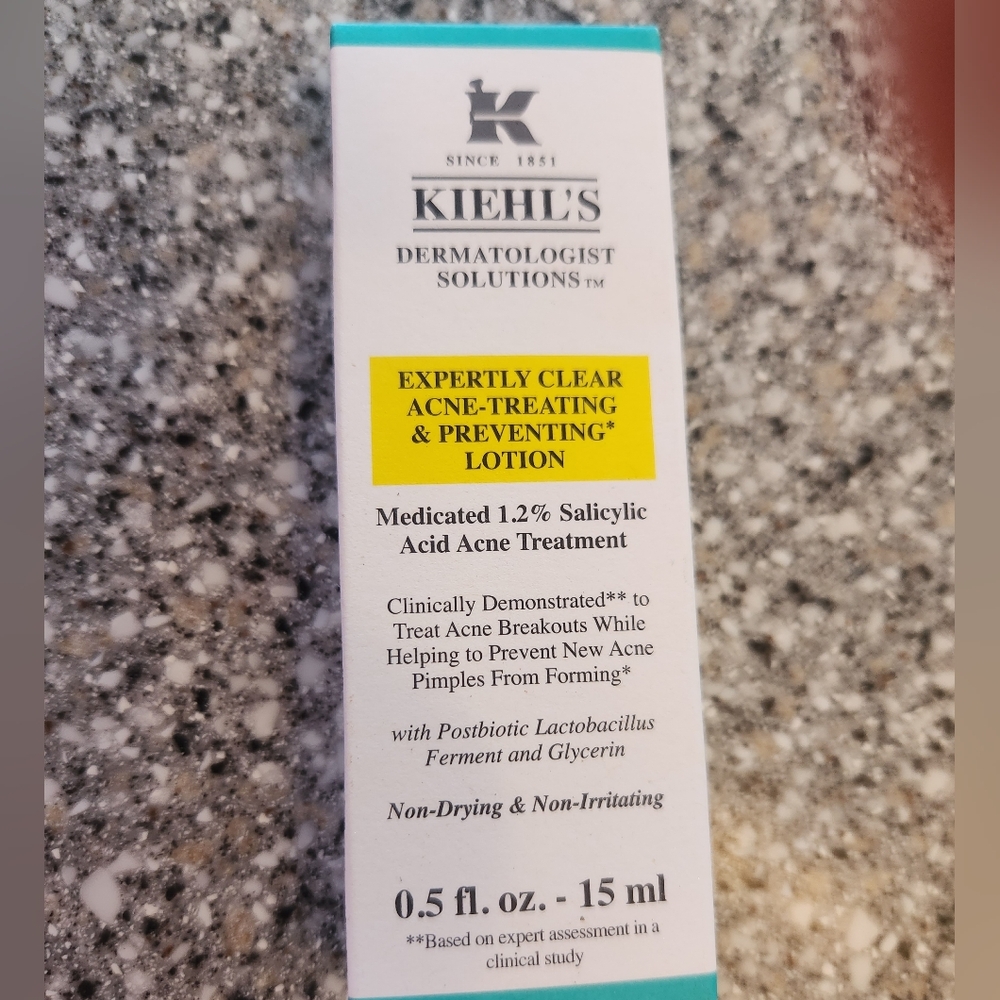 Kiehl's Expertly Clear Acne-Treating & Prevention Lotion 0.5 Fl. Oz. NEW IN BOX